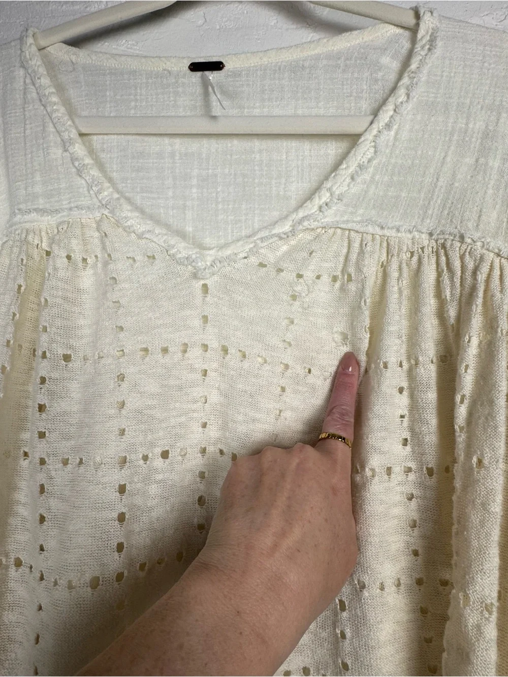 Free People Summer Lovin Top Blouse Linen Blend Frayed Trim M Raw Hem Distressed